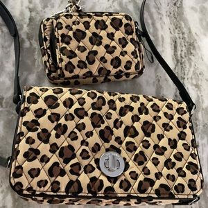 ⭐️Never used brand new⭐️ Vera Bradley crossbody and wristlet - Leopard print